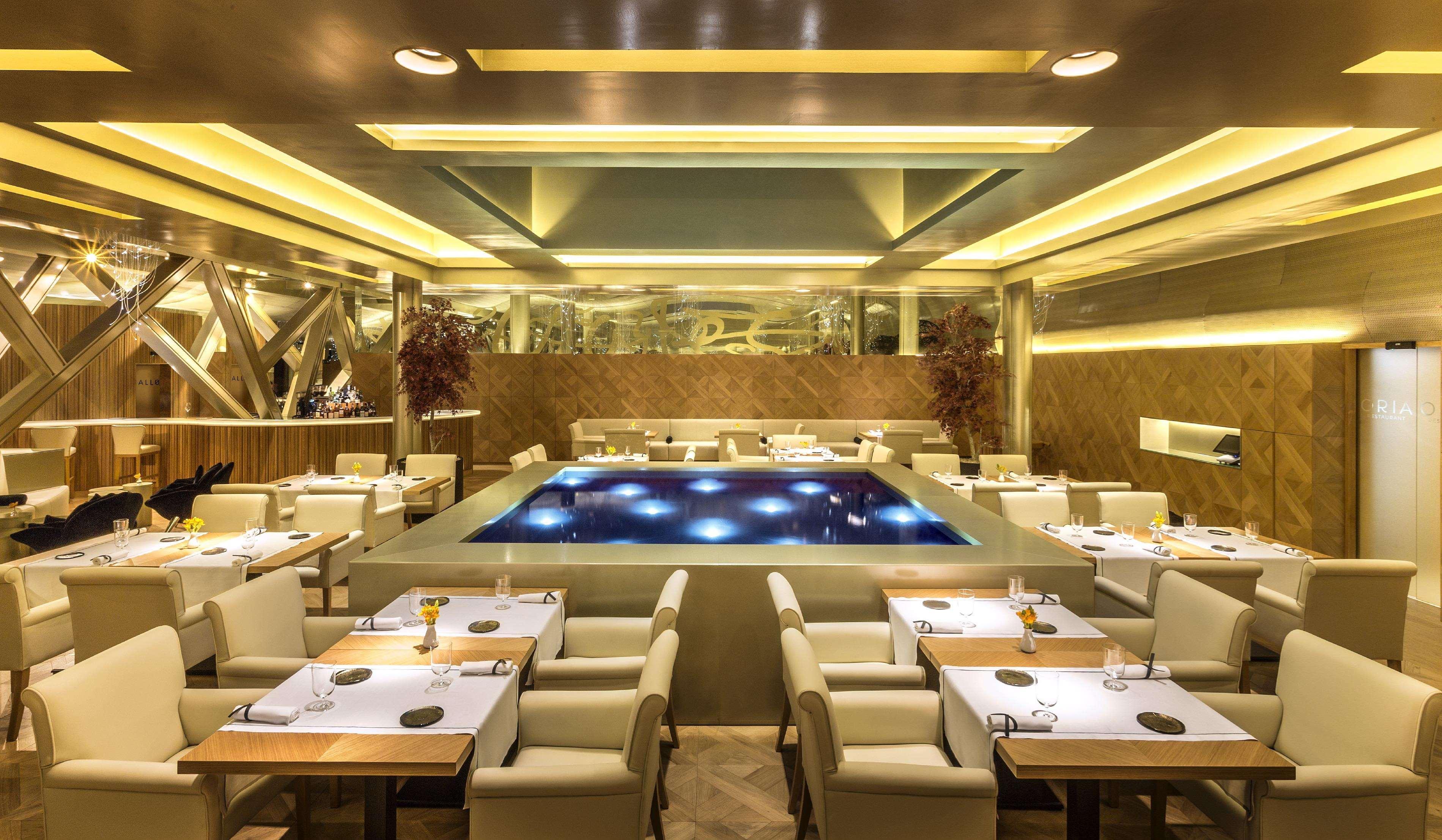 Monument Hotel Barcelona Exterior photo Restaurant interior